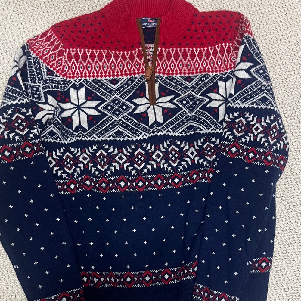 Vineyard vines holiday sweater boys L